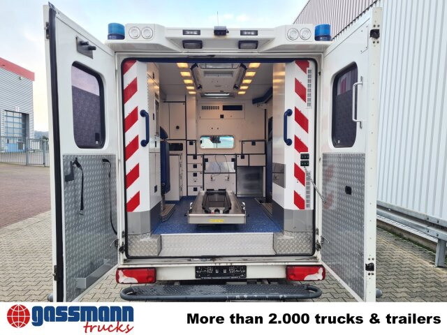 Mercedes-Benz Sprinter 516 CDI 4x2, Rettungswagen - Furgon: 5 kép. Mercedes-Benz Sprinter 516 CDI 4x2, Rettungswagen - Furgon: 5 kép.