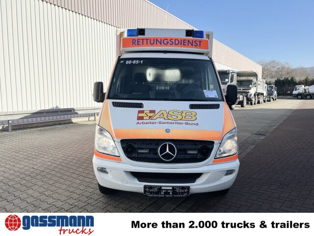 Furgon Mercedes-Benz Sprinter 516 CDI 4x2, Rettungswagen, Retarder: 8 kép.