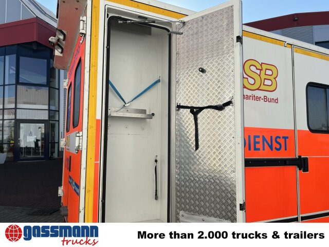 Mercedes-Benz Sprinter 516 CDI 4x2, Rettungswagen, Retarder - Furgon: 5 kép. Mercedes-Benz Sprinter 516 CDI 4x2, Rettungswagen, Retarder - Furgon: 5 kép.