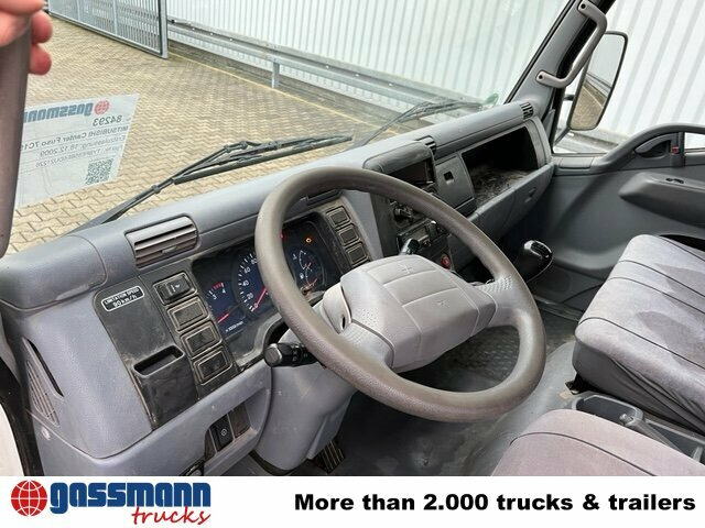 Mitsubishi Canter Fuso 7C15D 4x2 - Billenőplatós teherautó: 3 kép. Mitsubishi Canter Fuso 7C15D 4x2 - Billenőplatós teherautó: 3 kép.