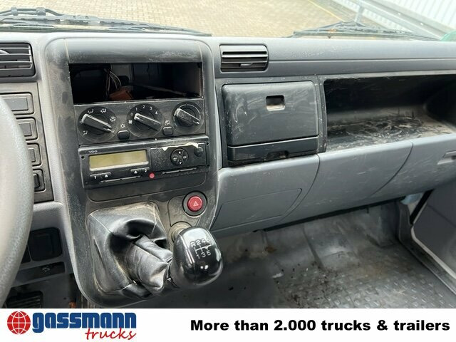 Mitsubishi Canter Fuso 7C15D 4x2 - Billenőplatós teherautó: 5 kép. Mitsubishi Canter Fuso 7C15D 4x2 - Billenőplatós teherautó: 5 kép.