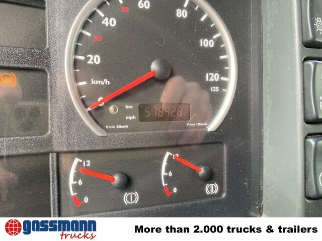 MAN TGA 26.480 6x6 BB, Kipphydraulik - Nyergesvontató: 4 kép. MAN TGA 26.480 6x6 BB, Kipphydraulik - Nyergesvontató: 4 kép.