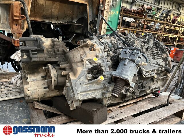 MAN TGS 18.480 4x4 BLS, BRANDSCHADEN - Nyergesvontató: 3 kép. MAN TGS 18.480 4x4 BLS, BRANDSCHADEN - Nyergesvontató: 3 kép.