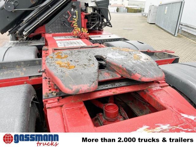 MAN TGX 26.480 6x4 BLS mit Kran Hiab 288E-6 Hipro, - Nyergesvontató: 2 kép. MAN TGX 26.480 6x4 BLS mit Kran Hiab 288E-6 Hipro, - Nyergesvontató: 2 kép.