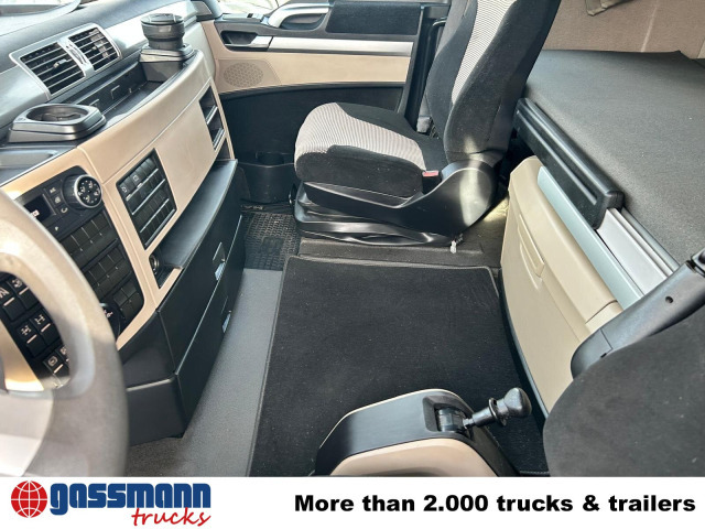 MAN TGX 33.580 6x4 BB, Retarder, zZGG 150.000kg - Nyergesvontató: 4 kép. MAN TGX 33.580 6x4 BB, Retarder, zZGG 150.000kg - Nyergesvontató: 4 kép.