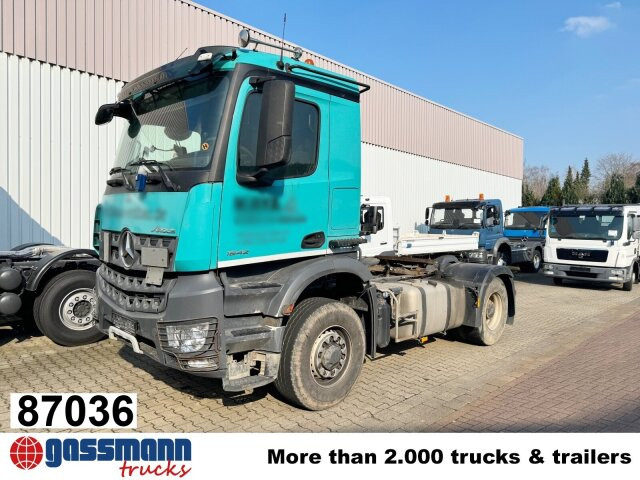 Mercedes-Benz Arocs 1842 LS 4x4 HAD, HydroDrive, Kipphydraulik - Nyergesvontató: 1 kép. Mercedes-Benz Arocs 1842 LS 4x4 HAD, HydroDrive, Kipphydraulik - Nyergesvontató: 1 kép.