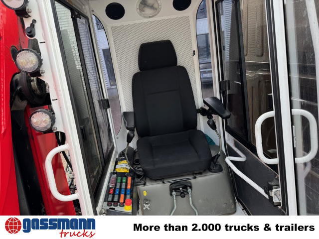 Mercedes-Benz Arocs 3351 LS 6x6, Grounder, MirrorCam, Navi, - Nyergesvontató: 4 kép. Mercedes-Benz Arocs 3351 LS 6x6, Grounder, MirrorCam, Navi, - Nyergesvontató: 4 kép.