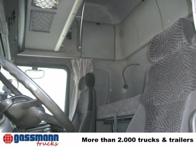 Scania 124R470 4x2, Kipphydraulik, 6 Zylinder - Nyergesvontató: 3 kép. Scania 124R470 4x2, Kipphydraulik, 6 Zylinder - Nyergesvontató: 3 kép.