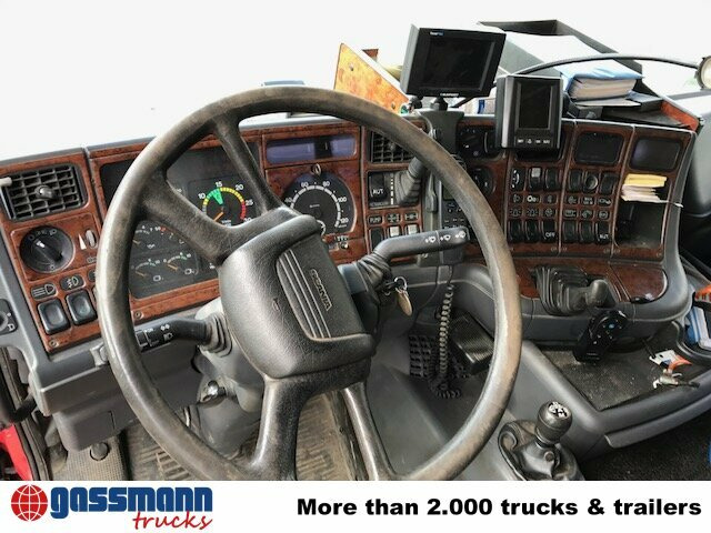 Scania R164 GA6x4NZ 480, Retarder, Hydraulik - Nyergesvontató: 2 kép. Scania R164 GA6x4NZ 480, Retarder, Hydraulik - Nyergesvontató: 2 kép.