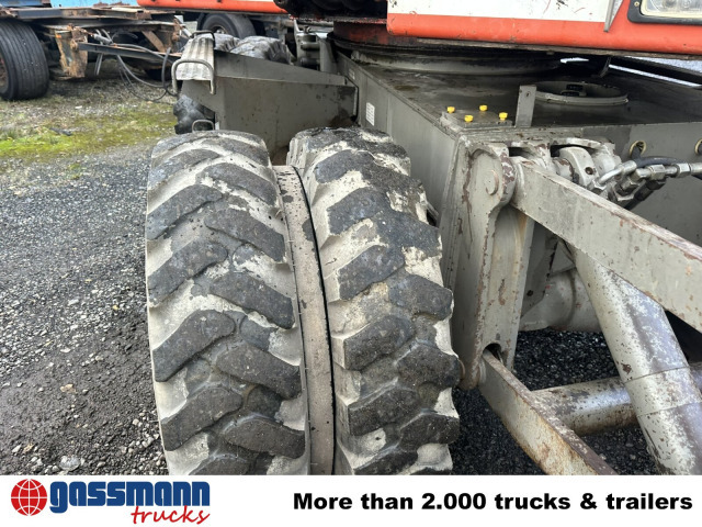 O & K Mobilbagger MH 4 PLUS/PL - Gumikerekes kotró: 3 kép. O & K Mobilbagger MH 4 PLUS/PL - Gumikerekes kotró: 3 kép.