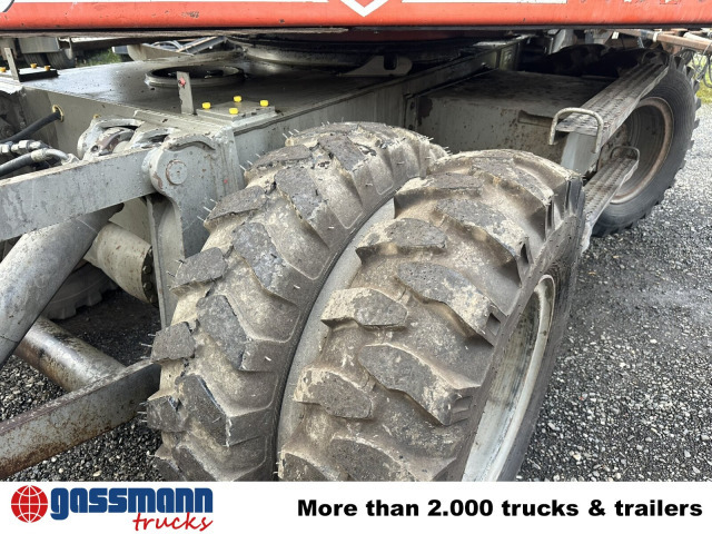 O & K Mobilbagger MH 4 PLUS/PL - Gumikerekes kotró: 2 kép. O & K Mobilbagger MH 4 PLUS/PL - Gumikerekes kotró: 2 kép.