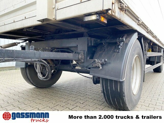 Orten PRASQ 18 Getränkeanhänger, Stapleraufnahme, - Platós pótkocsi: 2 kép. Orten PRASQ 18 Getränkeanhänger, Stapleraufnahme, - Platós pótkocsi: 2 kép.