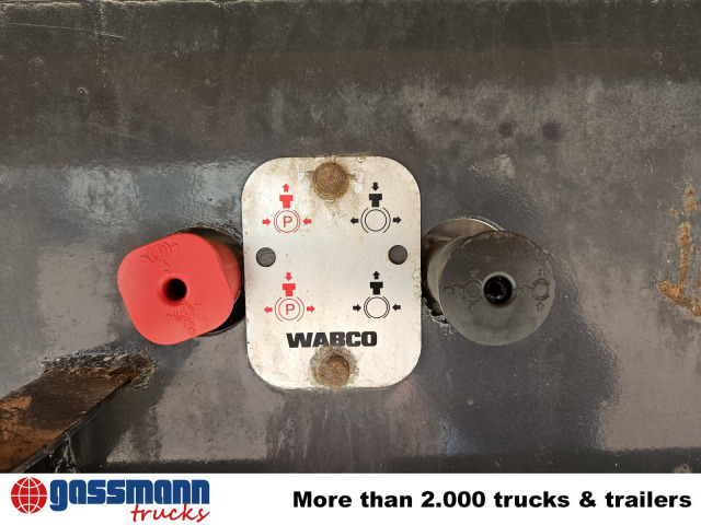 Reisch RHKS-32/18 AL, 40 cbm Alu Kastenmulde - Félpótkocsi billenőplatós: 2 kép. Reisch RHKS-32/18 AL, 40 cbm Alu Kastenmulde - Félpótkocsi billenőplatós: 2 kép.