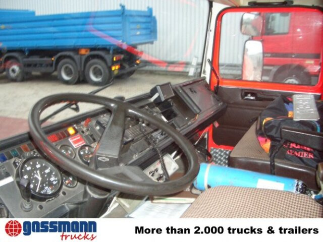 Renault G F231 4x2 - Tűzoltóautó: 4 kép. Renault G F231 4x2 - Tűzoltóautó: 4 kép.