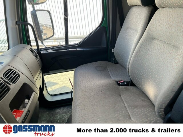 Renault Midlum 220.12 4x2, BDF verschiedene Größen - Cserefelépítményes teherautó: 5 kép. Renault Midlum 220.12 4x2, BDF verschiedene Größen - Cserefelépítményes teherautó: 5 kép.