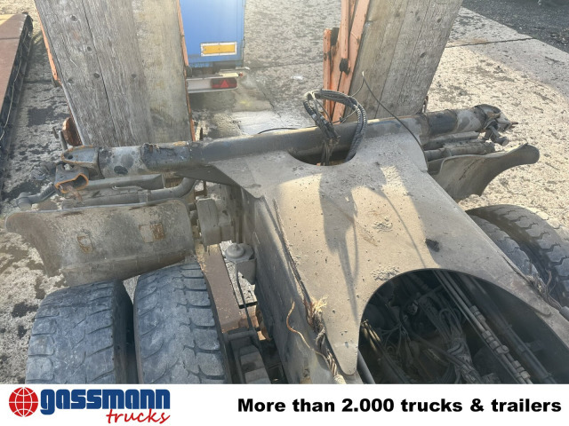 Scania 124C 400 6x6 - Alvaz teherautó: 4 kép. Scania 124C 400 6x6 - Alvaz teherautó: 4 kép.