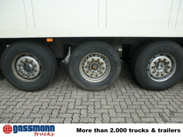 Schmitz Cargobull SKO 24 - Félpótkocsi hűtős: 3 kép. Schmitz Cargobull SKO 24 - Félpótkocsi hűtős: 3 kép.