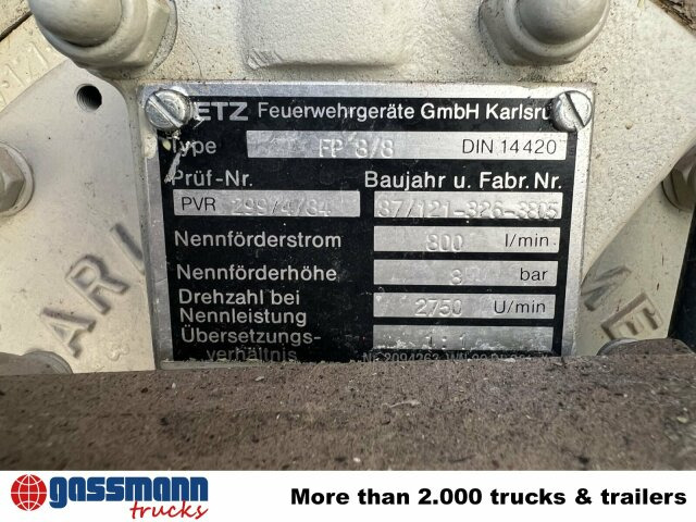 Unimog U 1300 L 435/11 4x4, Bundeswehr-Feuerwehr - Tűzoltóautó: 2 kép. Unimog U 1300 L 435/11 4x4, Bundeswehr-Feuerwehr - Tűzoltóautó: 2 kép.