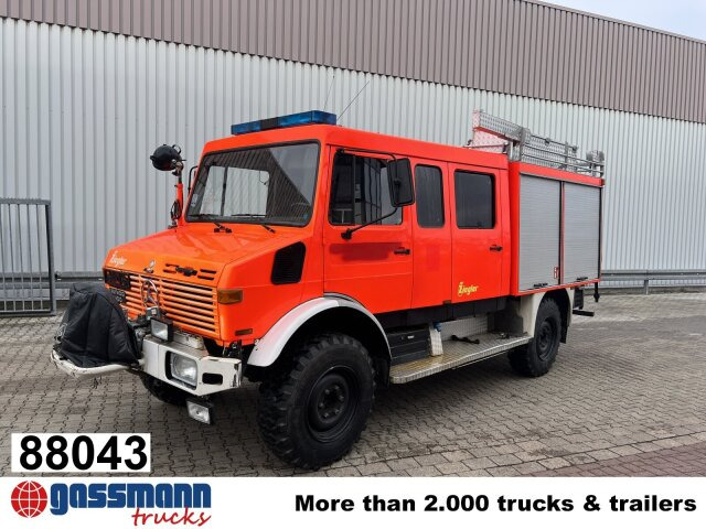 Unimog U 1300 L 4x4 Doka, LF8 - Mentőautó: 1 kép. Unimog U 1300 L 4x4 Doka, LF8 - Mentőautó: 1 kép.