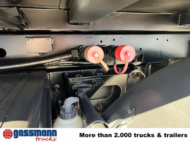 Unimog U 300 4x4, Kipper, Kommunalhydraulik, - Platós teherautó, Többcélú/ Speciális jármű: 4 kép. Unimog U 300 4x4, Kipper, Kommunalhydraulik, - Platós teherautó, Többcélú/ Speciális jármű: 4 kép.