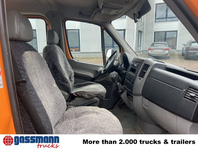 Volkswagen Crafter 2.5 TDI 4x2 Doka, Meiller Kipper - Billenőplatós teherautó: 5 kép. Volkswagen Crafter 2.5 TDI 4x2 Doka, Meiller Kipper - Billenőplatós teherautó: 5 kép.