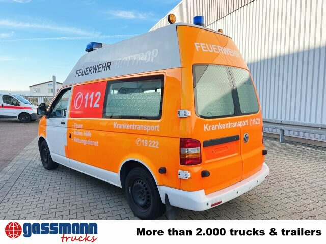 Volkswagen T5 2.5 TDI 4x2, Krankenwagen - Mentőautó: 3 kép. Volkswagen T5 2.5 TDI 4x2, Krankenwagen - Mentőautó: 3 kép.