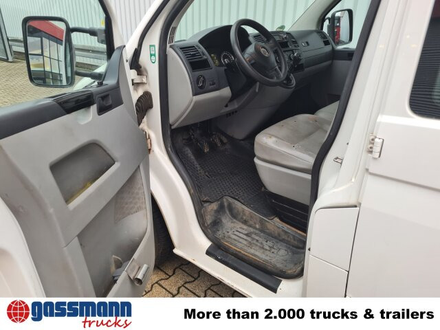 Volkswagen T5 Doka 4x2, 2.0 ltr. TDI Pritsche - Platós kisteherautó, Duplakabinos kisteherautó: 4 kép. Volkswagen T5 Doka 4x2, 2.0 ltr. TDI Pritsche - Platós kisteherautó, Duplakabinos kisteherautó: 4 kép.