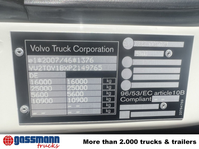 Volvo FL 280 4x4, Nebenantrieb - Alvaz teherautó: 4 kép. Volvo FL 280 4x4, Nebenantrieb - Alvaz teherautó: 4 kép.