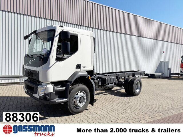 Volvo FL 280 4x4, Nebenantrieb - Alvaz teherautó: 1 kép. Volvo FL 280 4x4, Nebenantrieb - Alvaz teherautó: 1 kép.