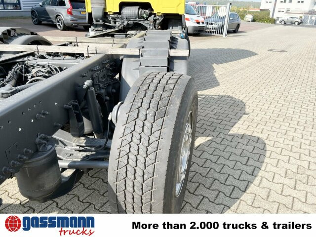 Volvo FM 450 6x2, Motorabtrieb, Lenk-/Liftachse - Alvaz teherautó: 2 kép. Volvo FM 450 6x2, Motorabtrieb, Lenk-/Liftachse - Alvaz teherautó: 2 kép.