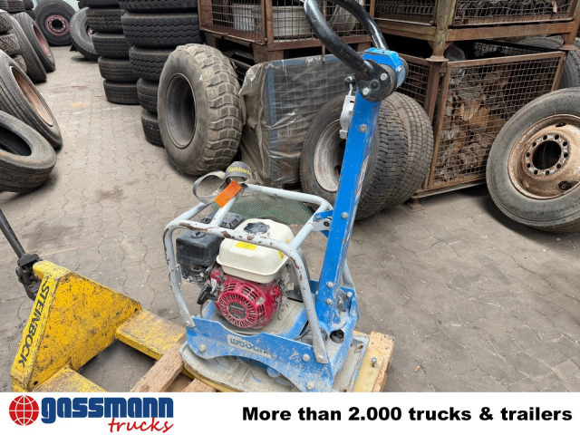 Weber CR 1 HD Rüttelplatte - Lapvibrátor: 4 kép. Weber CR 1 HD Rüttelplatte - Lapvibrátor: 4 kép.