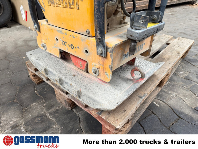 Weber TC 50-2 Rüttelplatte - Lapvibrátor: 4 kép. Weber TC 50-2 Rüttelplatte - Lapvibrátor: 4 kép.