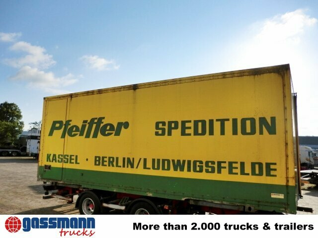 - Wechselbrücke - Ponyvás felépítmény: 4 kép. - Wechselbrücke - Ponyvás felépítmény: 4 kép.