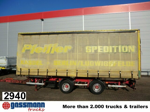 - Wechselbrücke - Ponyvás felépítmény: 1 kép. - Wechselbrücke - Ponyvás felépítmény: 1 kép.