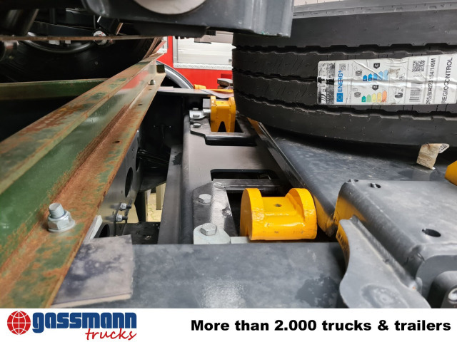 Wielton PS2H M3 Schlitten-Abrollanhänger - Multiliftes/ Konténerszállító pótkocsi: 3 kép. Wielton PS2H M3 Schlitten-Abrollanhänger - Multiliftes/ Konténerszállító pótkocsi: 3 kép.