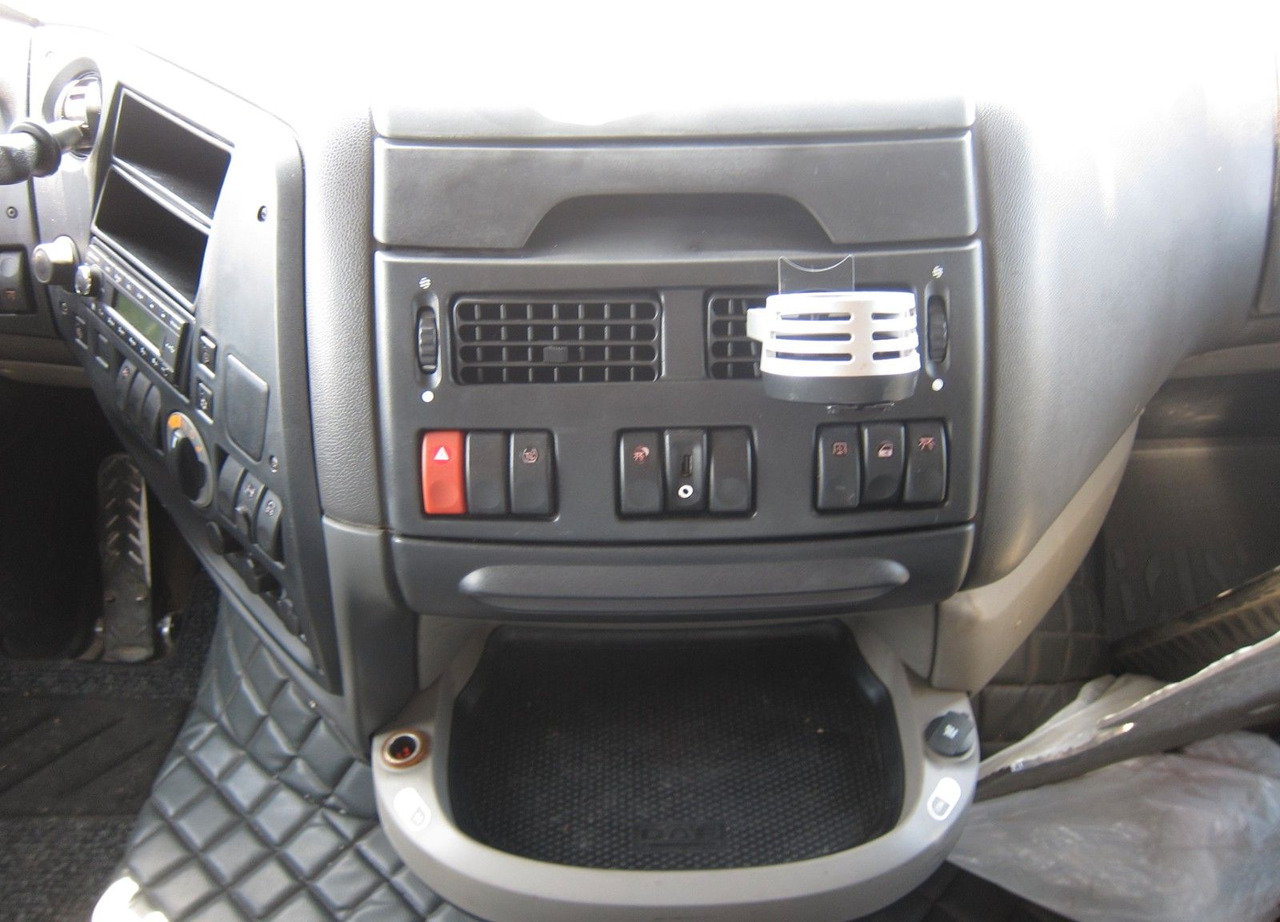 Nyergesvontató DAF XF 105 510 6X2 Copma 21t/m Kran/Crane/ Grua/Funk: 15 kép. Nyergesvontató DAF XF 105 510 6X2 Copma 21t/m Kran/Crane/ Grua/Funk: 15 kép.