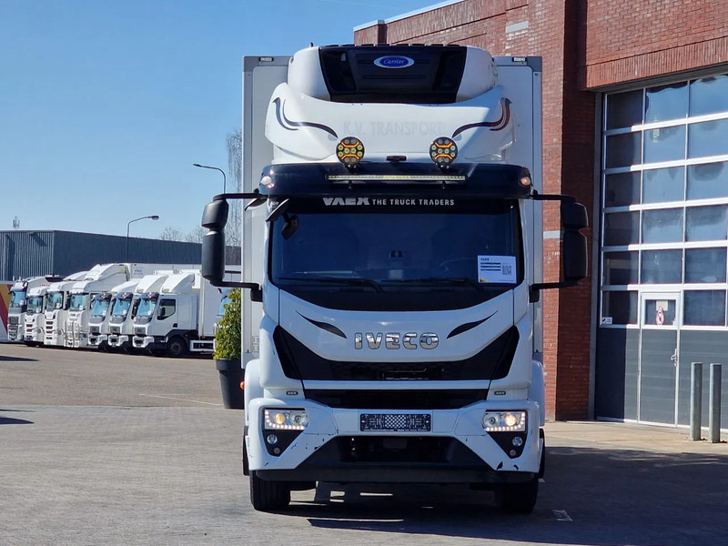 Iveco EuroCargo 180 320 Frigo Carrier supra 850 nordic - Loadlift - Low KM - Camera - Hűtős teherautó: 2 kép. Iveco EuroCargo 180 320 Frigo Carrier supra 850 nordic - Loadlift - Low KM - Camera - Hűtős teherautó: 2 kép.