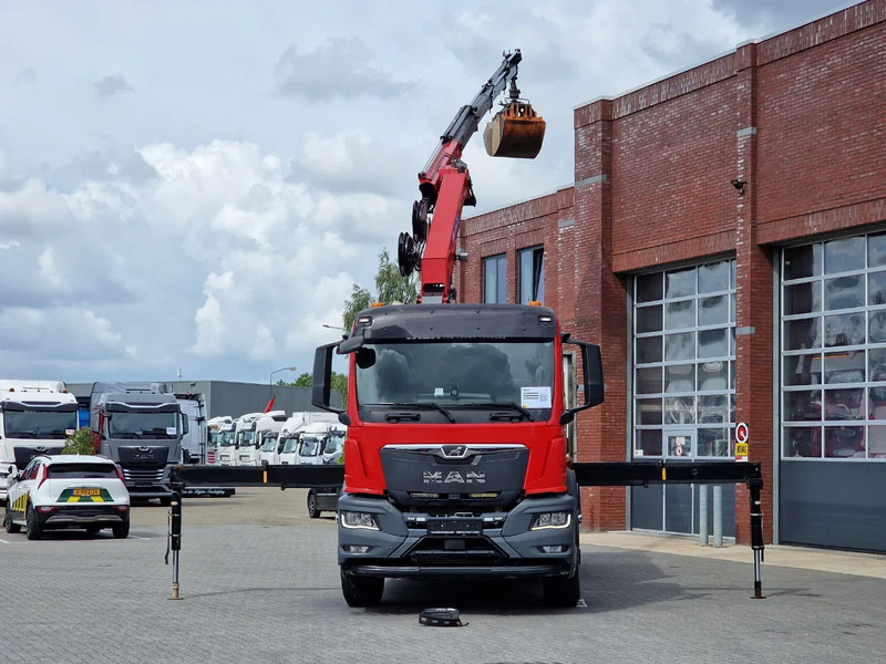 MAN TGS 26.360 6x4 Hydrodrive / Crane HMF1920K-RCS / 3 way tipper HMF / Low KM 110.700! - Darus autó: 2 kép. MAN TGS 26.360 6x4 Hydrodrive / Crane HMF1920K-RCS / 3 way tipper HMF / Low KM 110.700! - Darus autó: 2 kép.