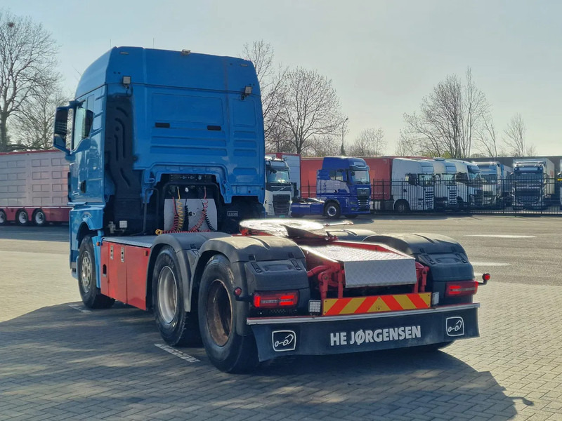 MAN TGX 33.510 6x4 - Facelift - Low km 252Tkm - Navi - Sliding 5th wheel - Nyergesvontató: 5 kép. MAN TGX 33.510 6x4 - Facelift - Low km 252Tkm - Navi - Sliding 5th wheel - Nyergesvontató: 5 kép.