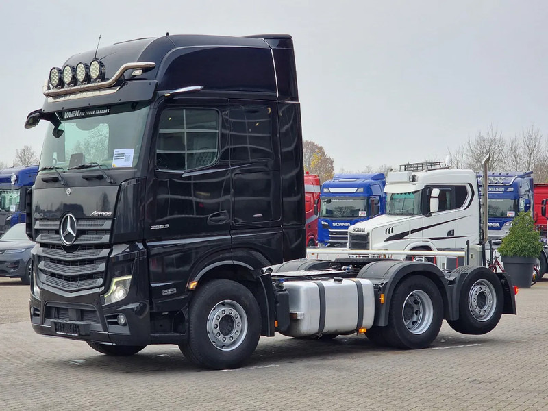 Mercedes-Benz Actros 2553 Gigaspace 6x2 - Retarder - Full air - 3.25 WB - Mirror cam - Nyergesvontató: 3 kép. Mercedes-Benz Actros 2553 Gigaspace 6x2 - Retarder - Full air - 3.25 WB - Mirror cam - Nyergesvontató: 3 kép.