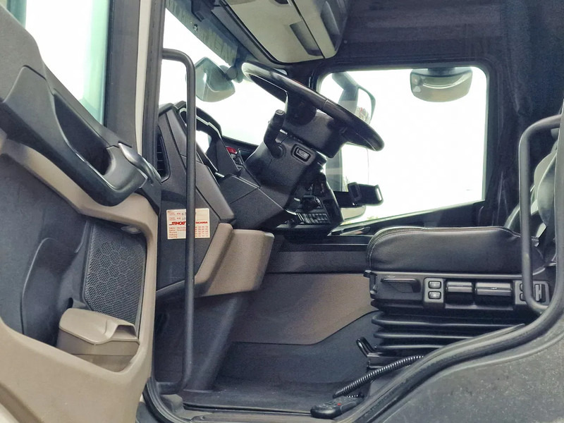 Nyergesvontató Scania G450 NGS A6x2/4LB Highline: 9 kép.