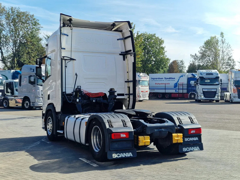 Scania R450 NGS Highline 4x2 - Retarder - Full air - Led - Navi - 2x tank - Nyergesvontató: 5 kép. Scania R450 NGS Highline 4x2 - Retarder - Full air - Led - Navi - 2x tank - Nyergesvontató: 5 kép.