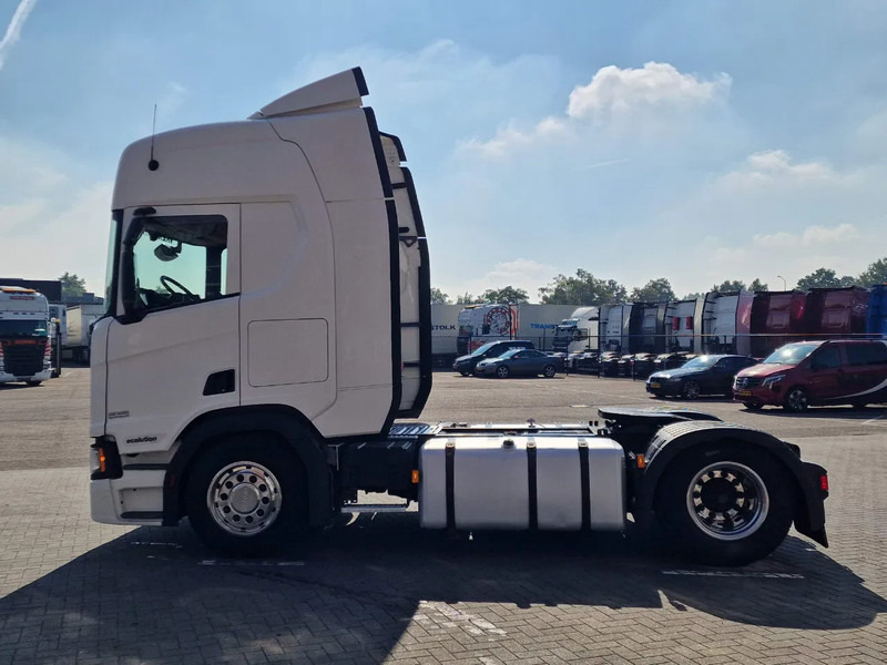 Scania R450 NGS Highline 4x2 - Retarder - Full air - Led - Navi - 2x tank - Nyergesvontató: 4 kép. Scania R450 NGS Highline 4x2 - Retarder - Full air - Led - Navi - 2x tank - Nyergesvontató: 4 kép.