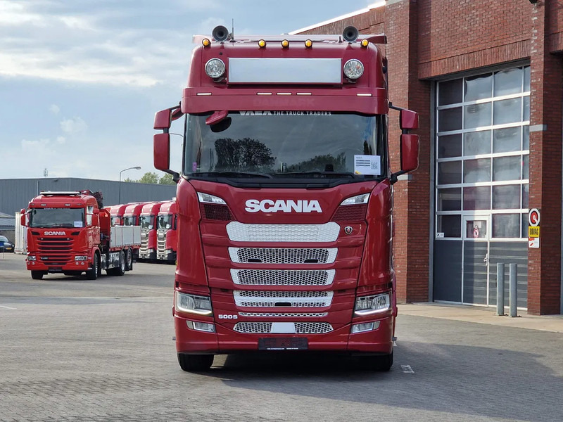 Scania S500 NGS Highline 4x2 - Retarder - Night clima - Full air - Custom interior - Full spoiler - 2 tank - Nyergesvontató: 2 kép. Scania S500 NGS Highline 4x2 - Retarder - Night clima - Full air - Custom interior - Full spoiler - 2 tank - Nyergesvontató: 2 kép.