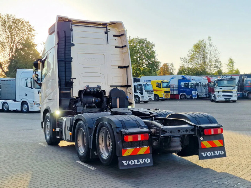 Volvo FH 13.500 Globetrotter XL 6x2 - Full air - 3.20 WB - MA VIN - Low KM - Leather - Nyergesvontató: 5 kép. Volvo FH 13.500 Globetrotter XL 6x2 - Full air - 3.20 WB - MA VIN - Low KM - Leather - Nyergesvontató: 5 kép.