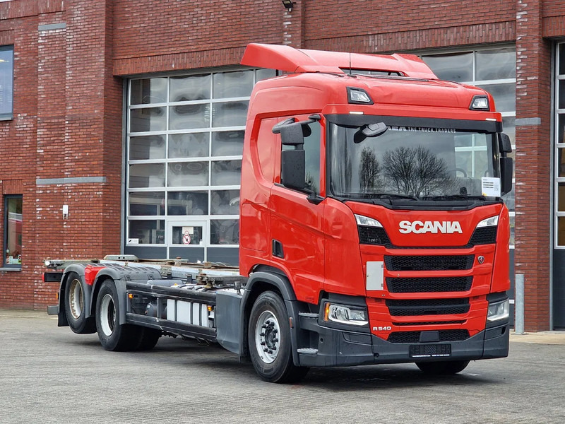 Scania R540 NGS 6x2 - BDF - Retarder - Full air - Navi - Led - Fridge - 4.95 WB - Cserefelépítményes teherautó: 1 kép. Scania R540 NGS 6x2 - BDF - Retarder - Full air - Navi - Led - Fridge - 4.95 WB - Cserefelépítményes teherautó: 1 kép.
