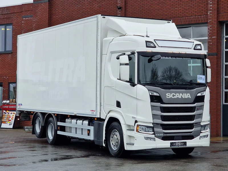 Scania R540 NGS 6x2 - Thermoking Bi Temp Frigo - Schmiz koffer - Retarder - Full air - Leather - Led - Navi - Hőszigetelt teherautó: 1 kép. Scania R540 NGS 6x2 - Thermoking Bi Temp Frigo - Schmiz koffer - Retarder - Full air - Leather - Led - Navi - Hőszigetelt teherautó: 1 kép.