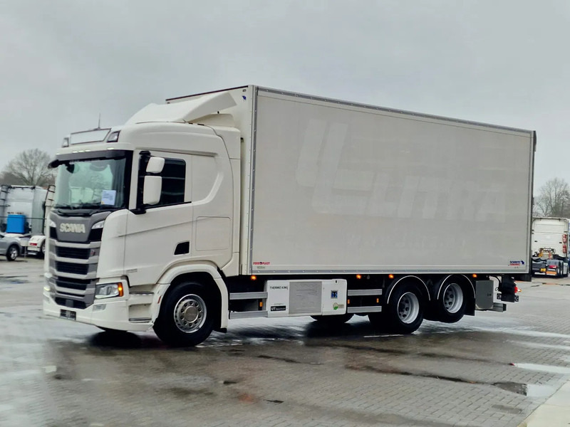 Scania R540 NGS 6x2 - Thermoking Bi Temp Frigo - Schmiz koffer - Retarder - Full air - Leather - Led - Navi - Hőszigetelt teherautó: 3 kép. Scania R540 NGS 6x2 - Thermoking Bi Temp Frigo - Schmiz koffer - Retarder - Full air - Leather - Led - Navi - Hőszigetelt teherautó: 3 kép.