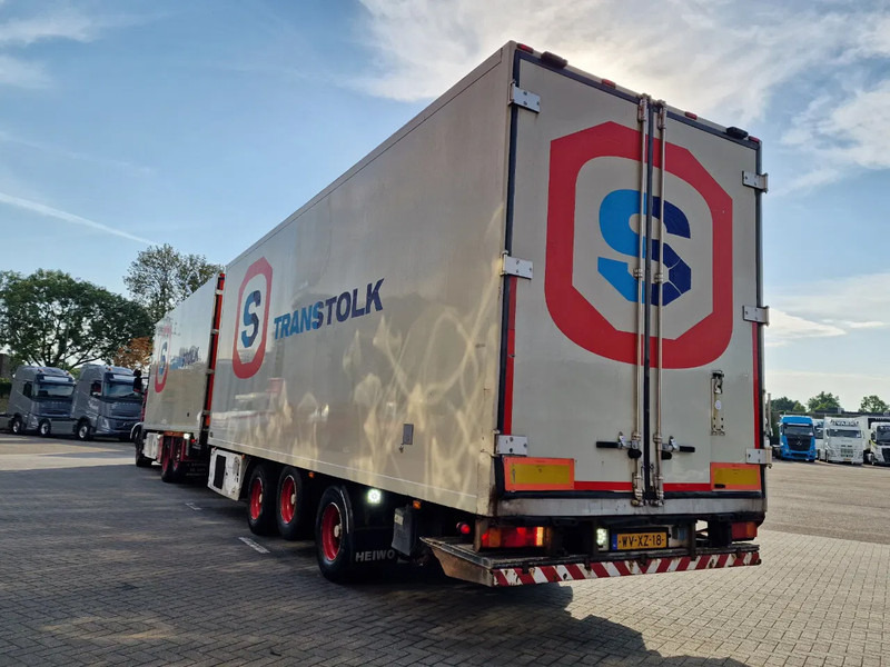 Scania R580 Topline 6x2*4 Frigo + Burg trailer - Retarder - Steering axle - Night clima - Hűtős teherautó: 5 kép. Scania R580 Topline 6x2*4 Frigo + Burg trailer - Retarder - Steering axle - Night clima - Hűtős teherautó: 5 kép.