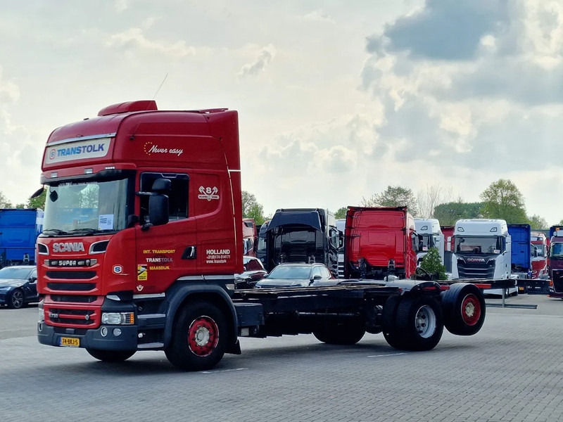 Scania R730 Topline 6x2*4 - Retarder - King of the Road - Night clima - Steering axle - Leather - Alvaz teherautó: 3 kép. Scania R730 Topline 6x2*4 - Retarder - King of the Road - Night clima - Steering axle - Leather - Alvaz teherautó: 3 kép.